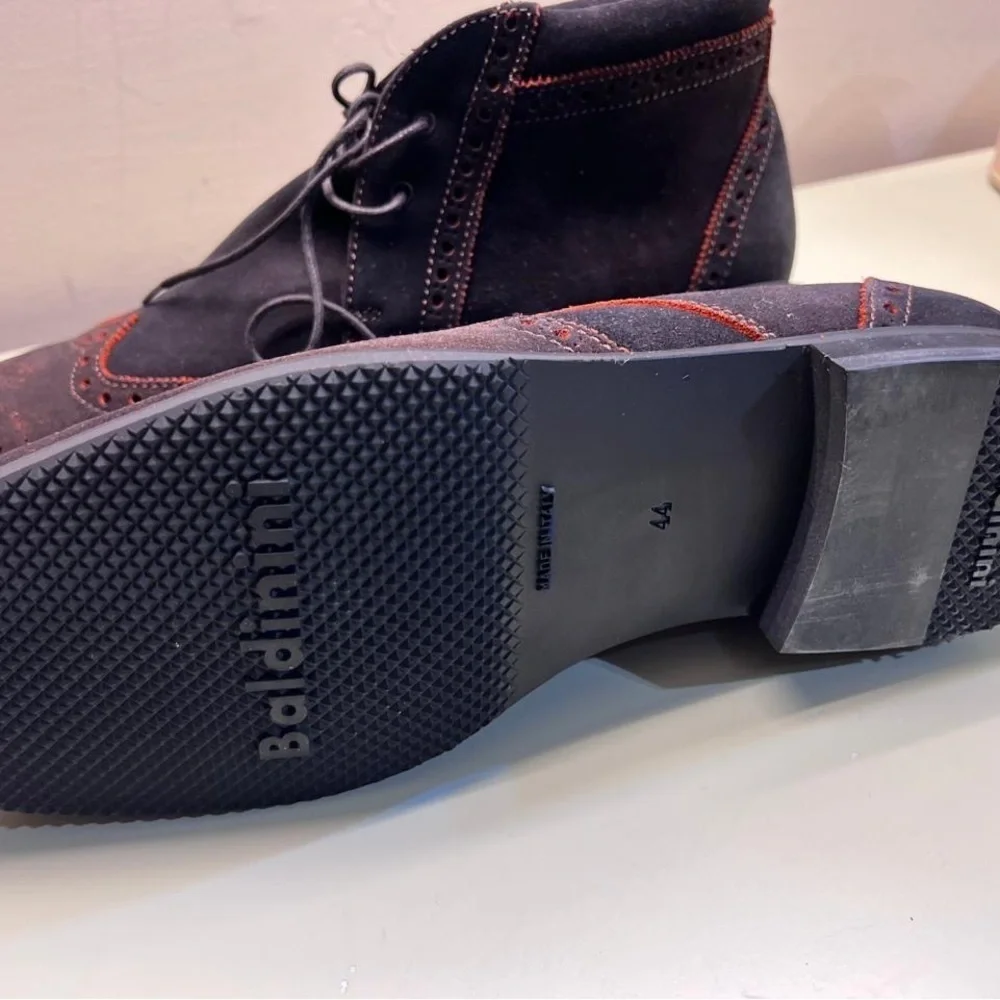 Baldinini Black and Brown Chukka Boots with Brogue Detailing made in Italy